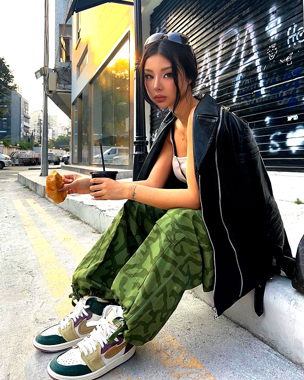 ll.lu1s instagram image archive image