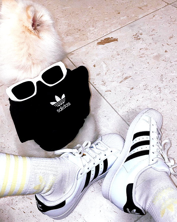 dear.zia instagram image archive image