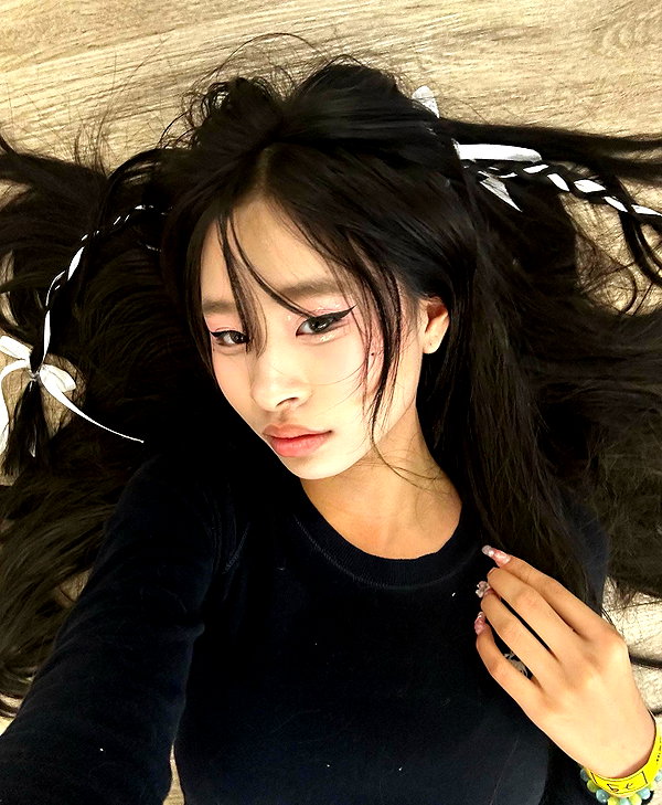 princessamelia_official instagram image archive image