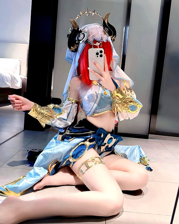 gallery_cosplayer instagram image archive image
