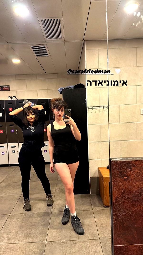Archived image from @kimmiyiy on Instagram