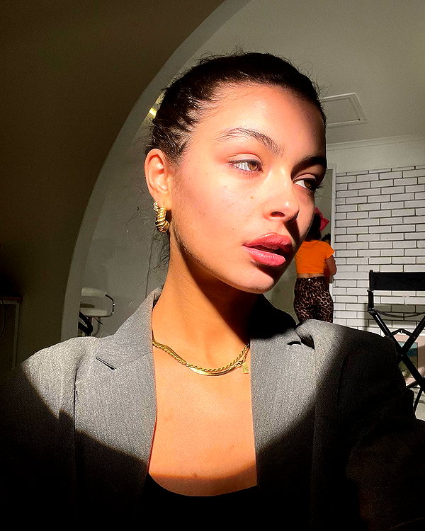 oliviaphillipps instagram image archive image