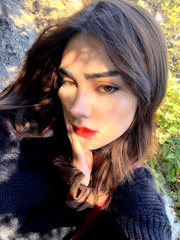 helikoous instagram image archive image