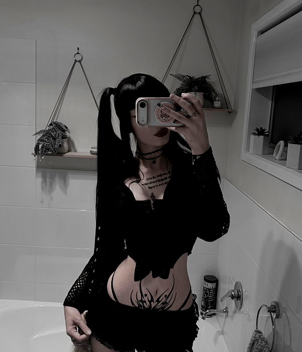 livindeadyaz instagram image archive image