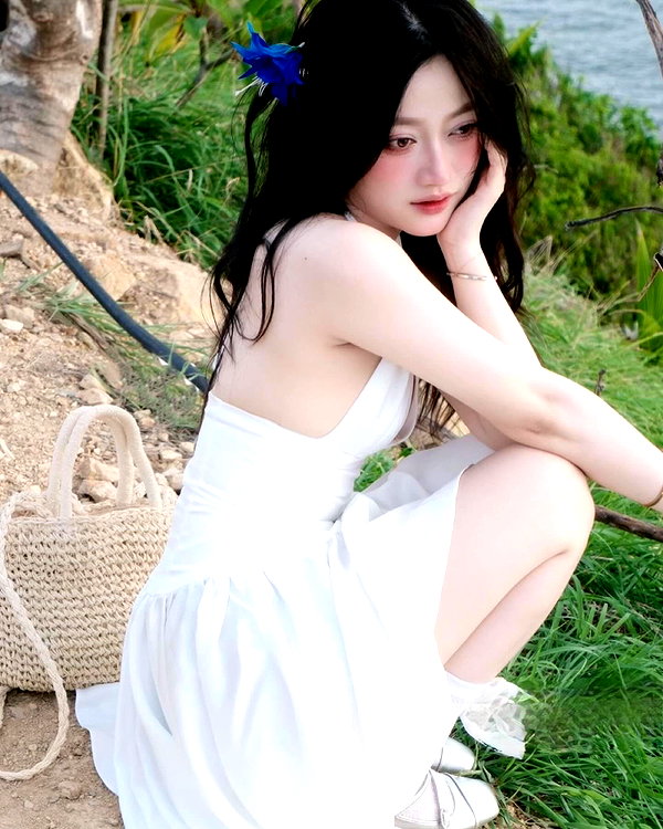 lyhythuedoxinh instagram image archive image