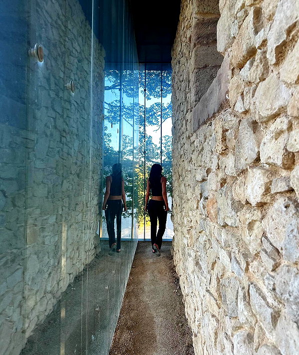 staskaranikolaou instagram image archive image
