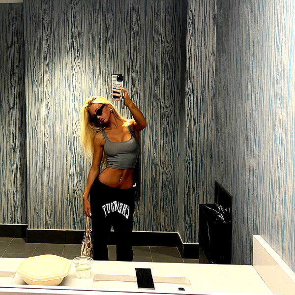 marissaayerss instagram image archive image