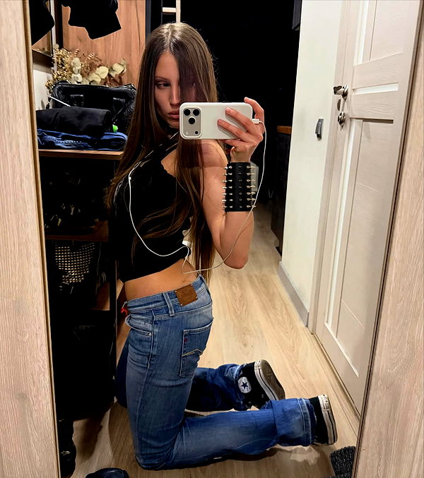 vivvvvvvvvvvvvvvvvvvvvvv instagram image archive image