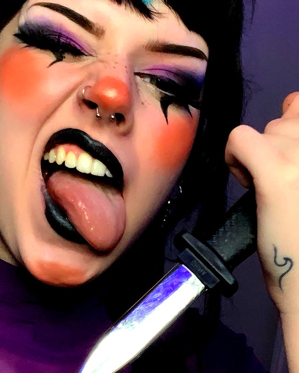 yeahimcaroline instagram image archive image