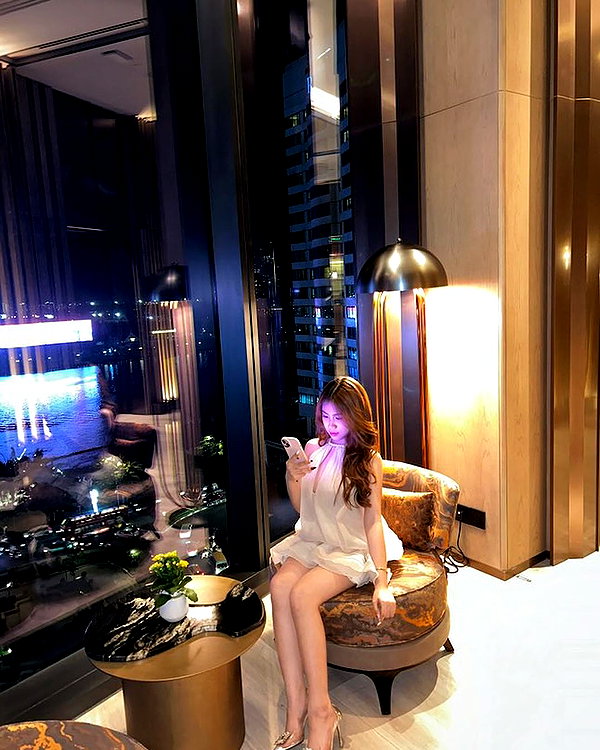 lyhythuedoxinh instagram image archive image