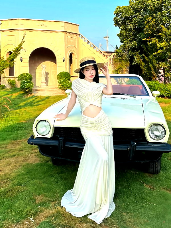 lyhythuedoxinh instagram image archive image