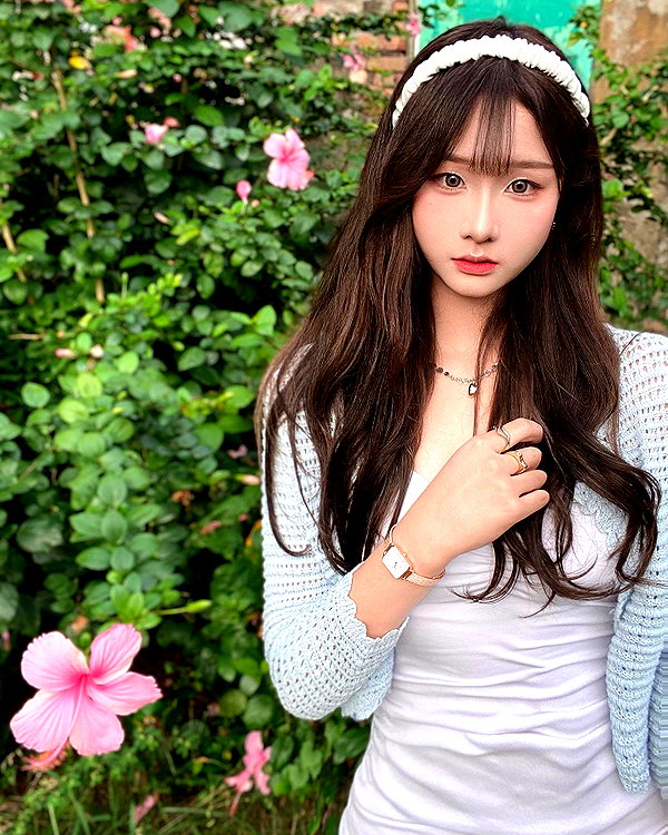 lai_931201 instagram image archive image