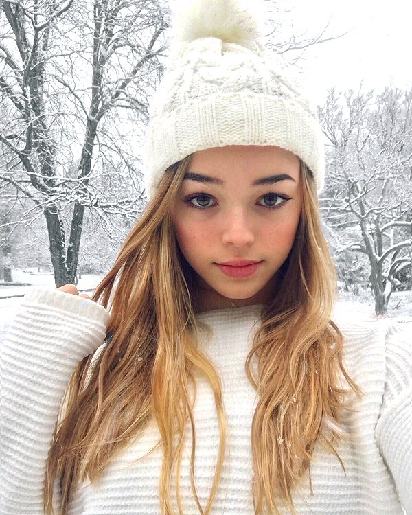livvydunne instagram image archive image