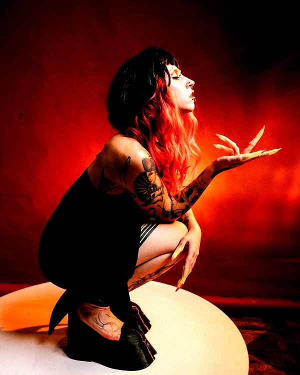 Archived image from @noyrll on Instagram