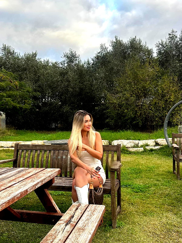 sonia_litvanchuk instagram image archive image