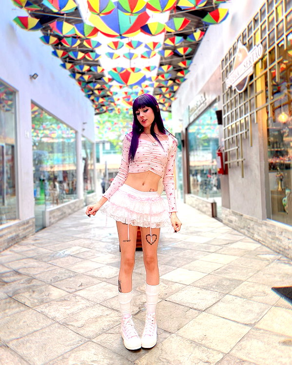 jadelaverne instagram image archive image