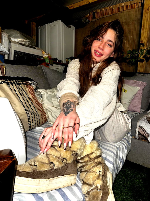 yaarat11 instagram image archive image