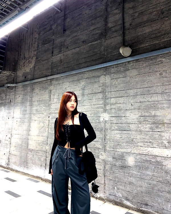 is2tian instagram image archive image