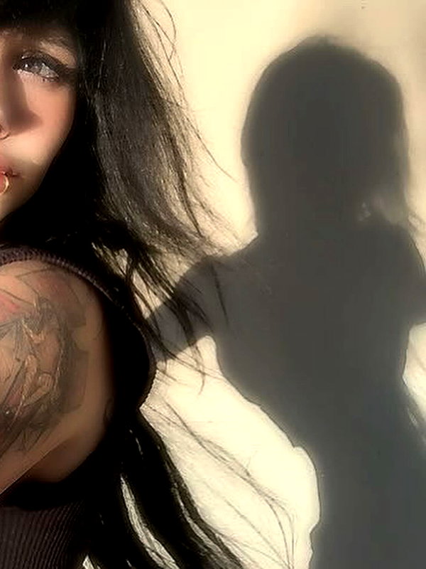 zommmbri instagram image archive image