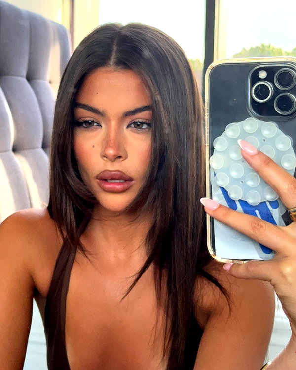 oliviaphillipps instagram image archive image