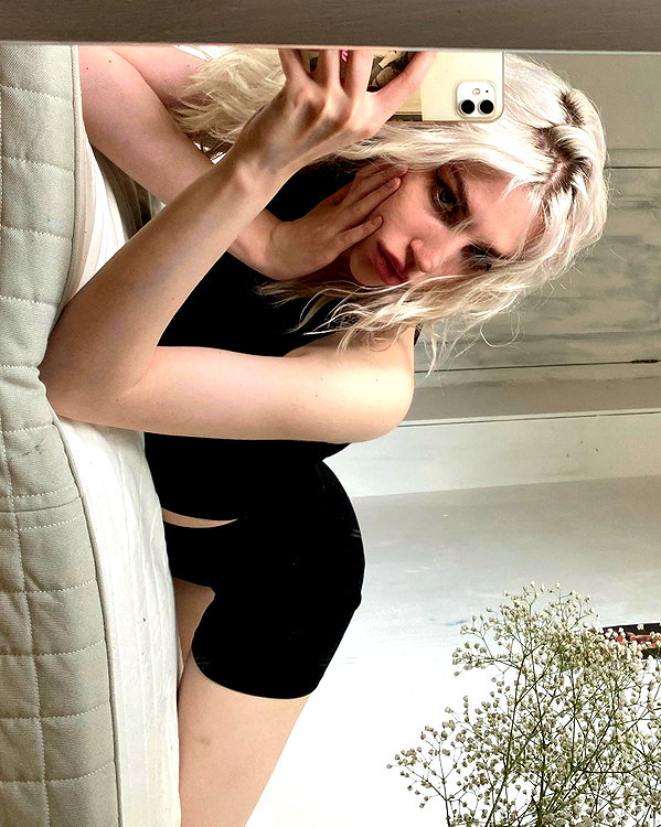 alien.hanna instagram image archive image