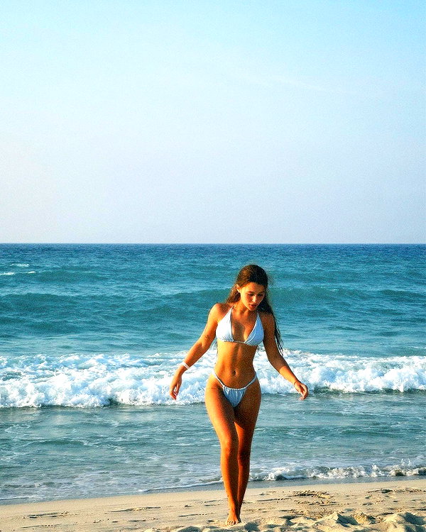 enikeeva_aliya instagram image archive image