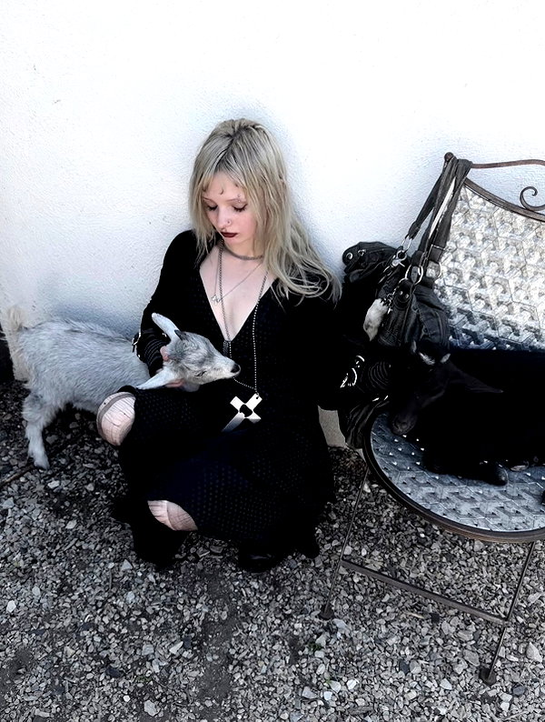 ash.onme instagram image archive image