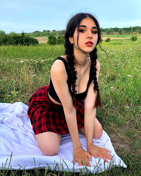 owlydiaa instagram image archive image