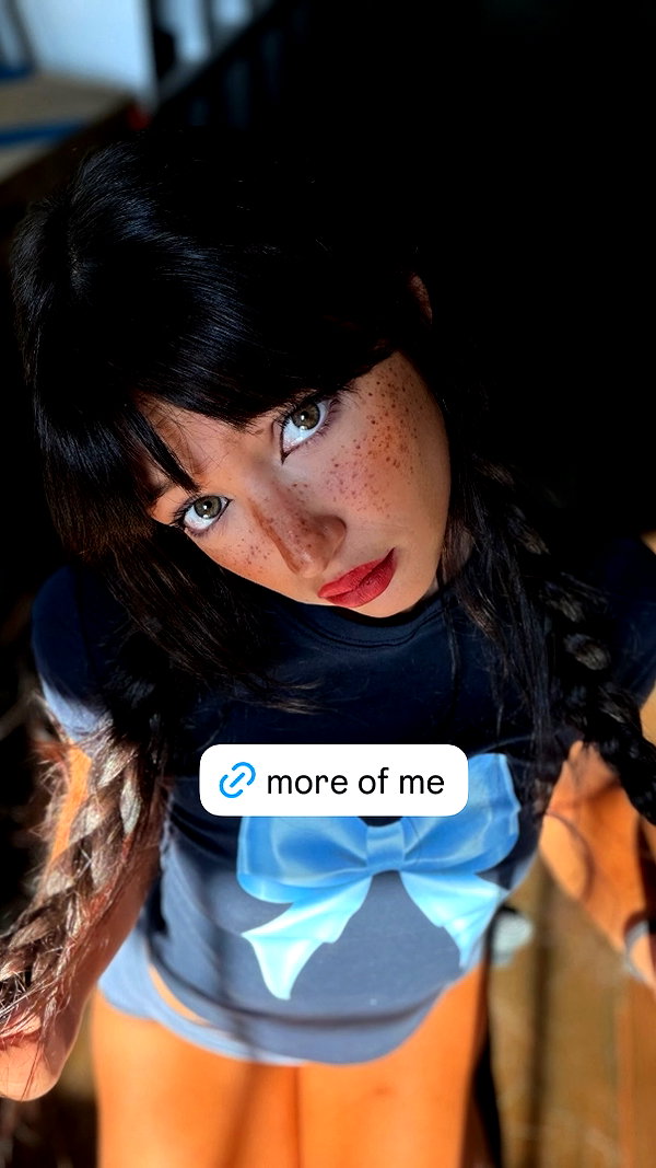 daniellebarnaa archive image