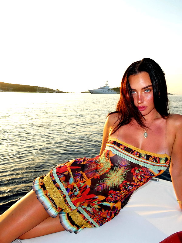 staskaranikolaou instagram image archive image