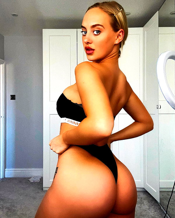 rhiannonbluee instagram image archive image