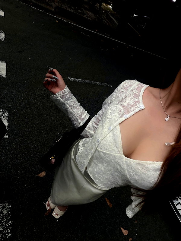 lyhythuedoxinh instagram image archive image