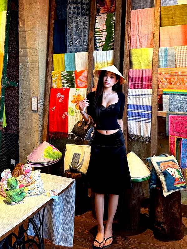 lyhythuedoxinh instagram image archive image