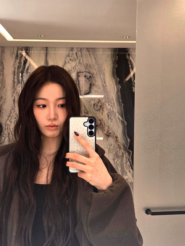 zuhazana instagram image archive image