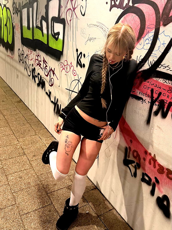 miss3evux instagram image archive image