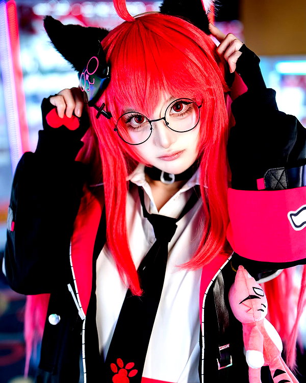 miee_cos instagram image archive image