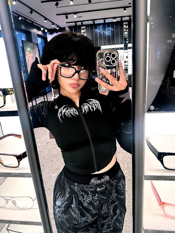 grogusmami instagram image archive image