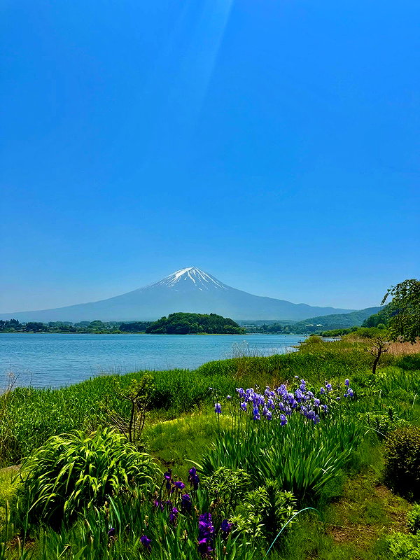 maya.keyy instagram image archive image