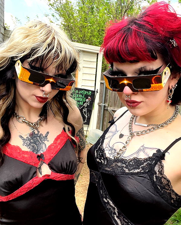 yeahimcaroline instagram image archive image