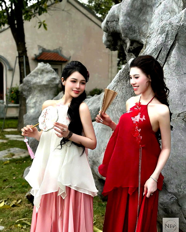 lyhythuedoxinh instagram image archive image