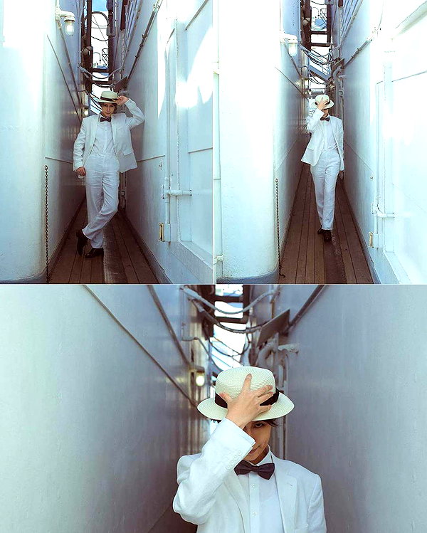 muze instagram image archive image
