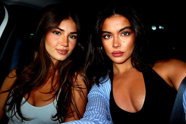 oliviaphillipps instagram image archive image