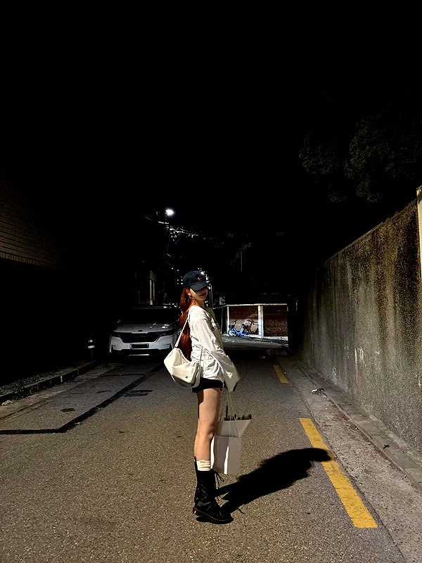 hhh.e_c.v instagram image archive image