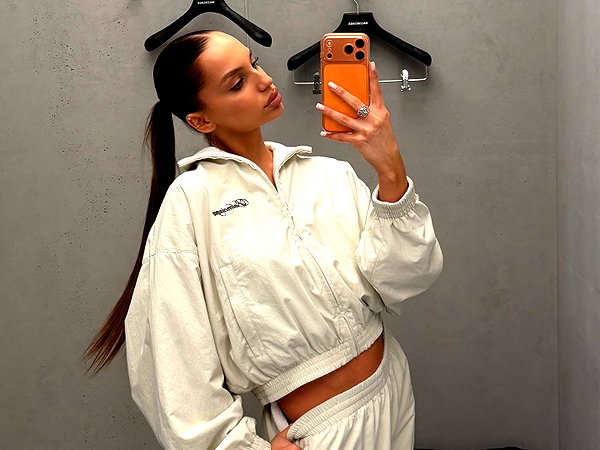 ariana_vomi instagram image archive image