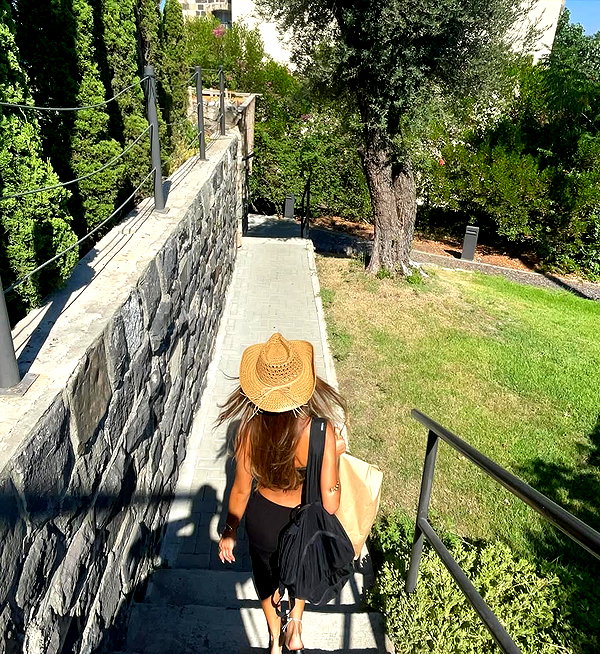 libby_reut instagram image archive image