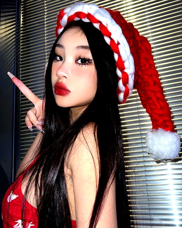 ll.lu1s instagram image archive image