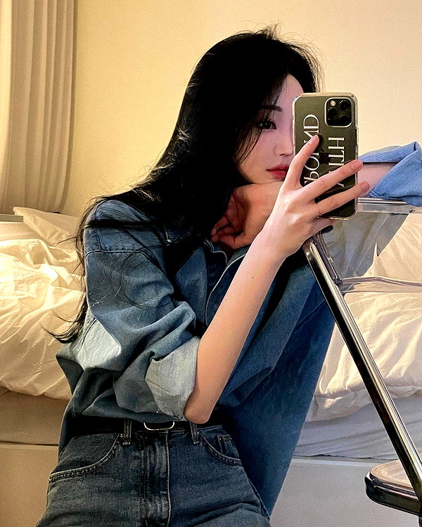 daxbin instagram image archive image