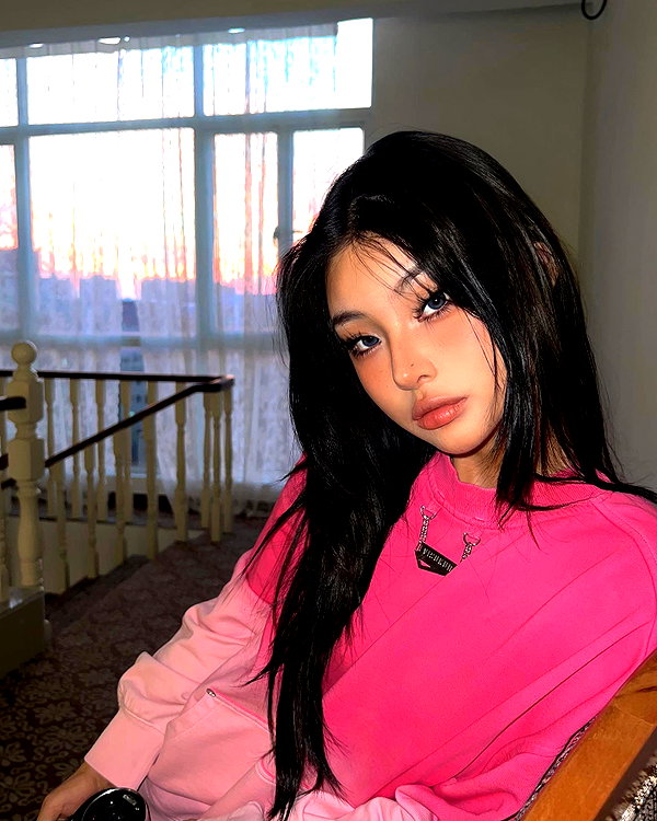 ll.lu1s instagram image archive image