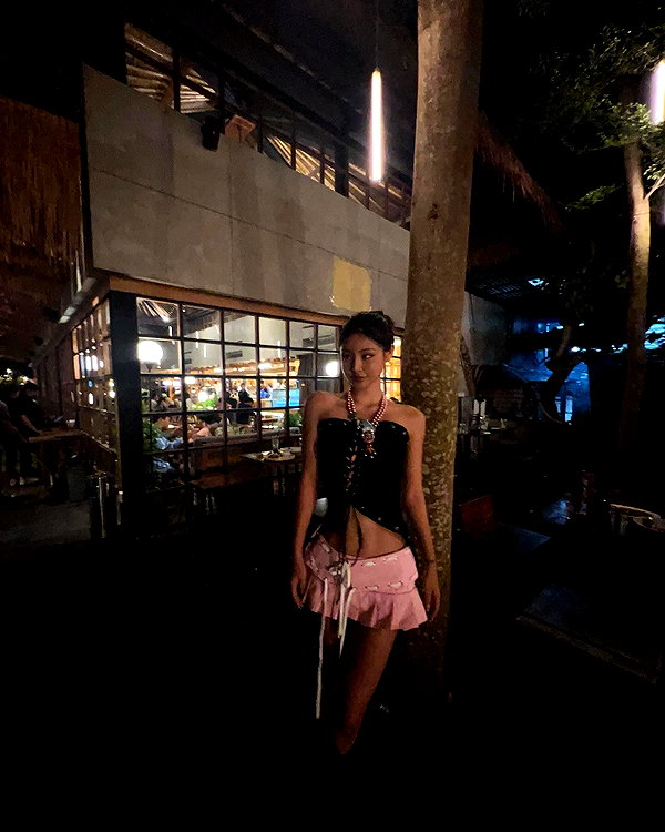 ll.lu1s instagram image archive image
