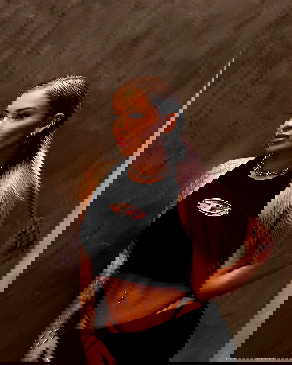 itshayleydavies itshayleydavies archive image